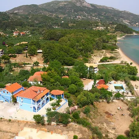 Blue House Apartment